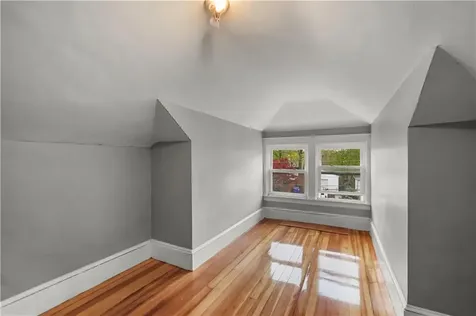 31 Peach Hill Avenue North Providence RI 02911