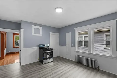 31 Peach Hill Avenue North Providence RI 02911