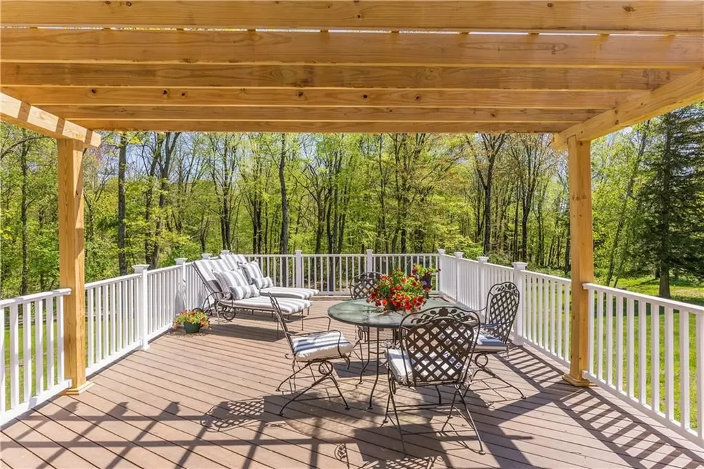 38 Merriam Lane Sutton MA 01590