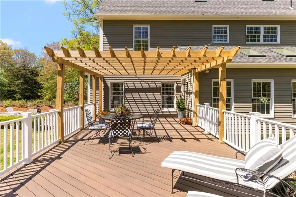 38 Merriam Lane Sutton MA 01590