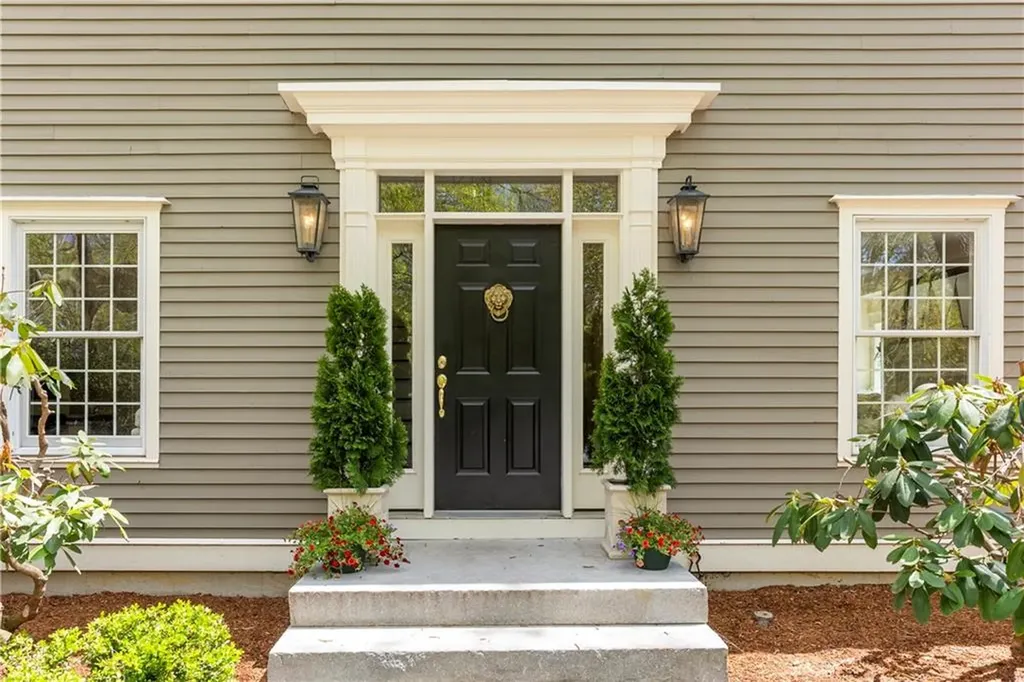 38 Merriam Lane Sutton MA 01590