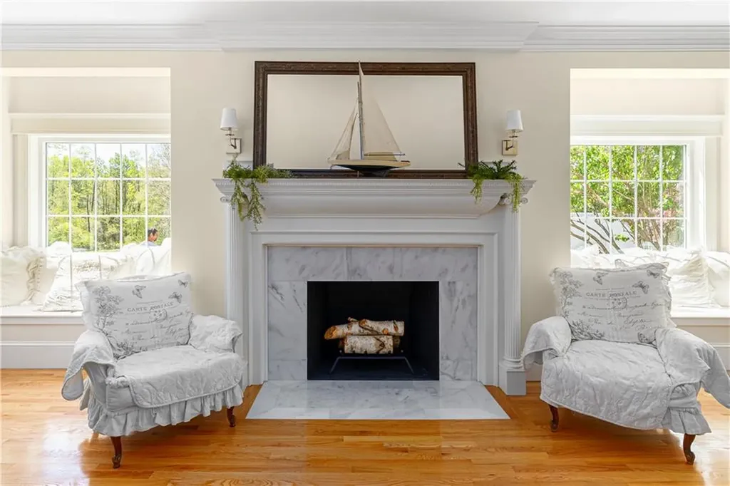 38 Merriam Lane Sutton MA 01590