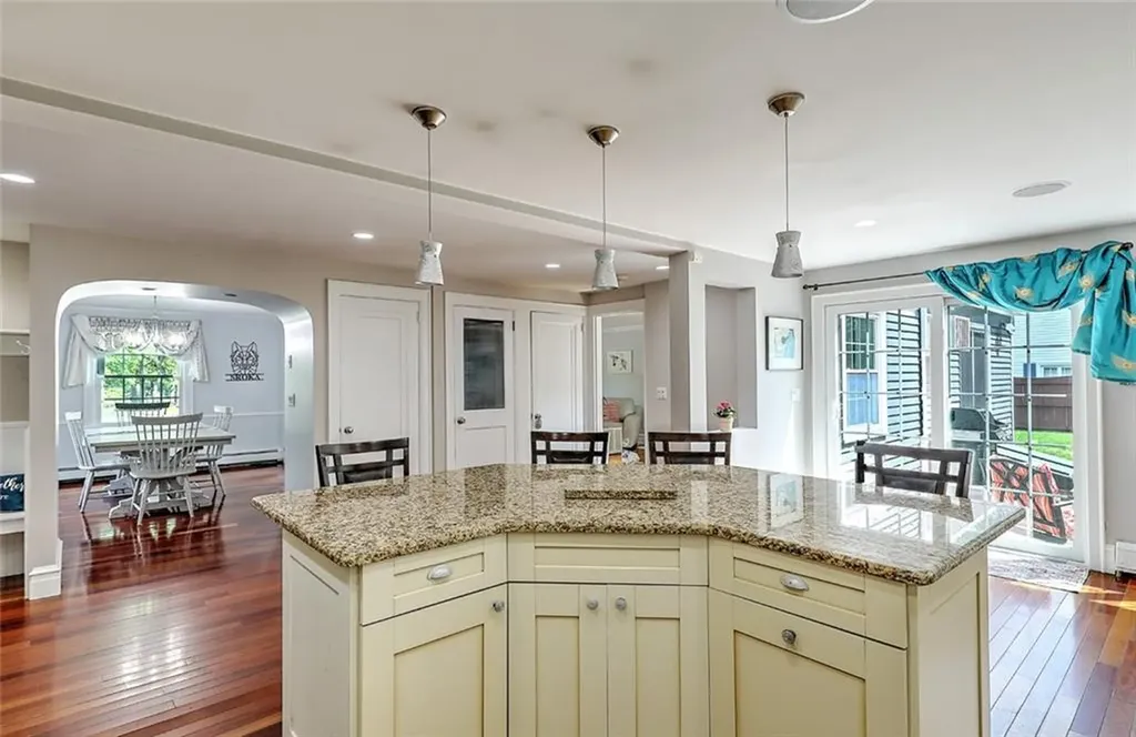63 Hastings Avenue Pawtucket RI 02861