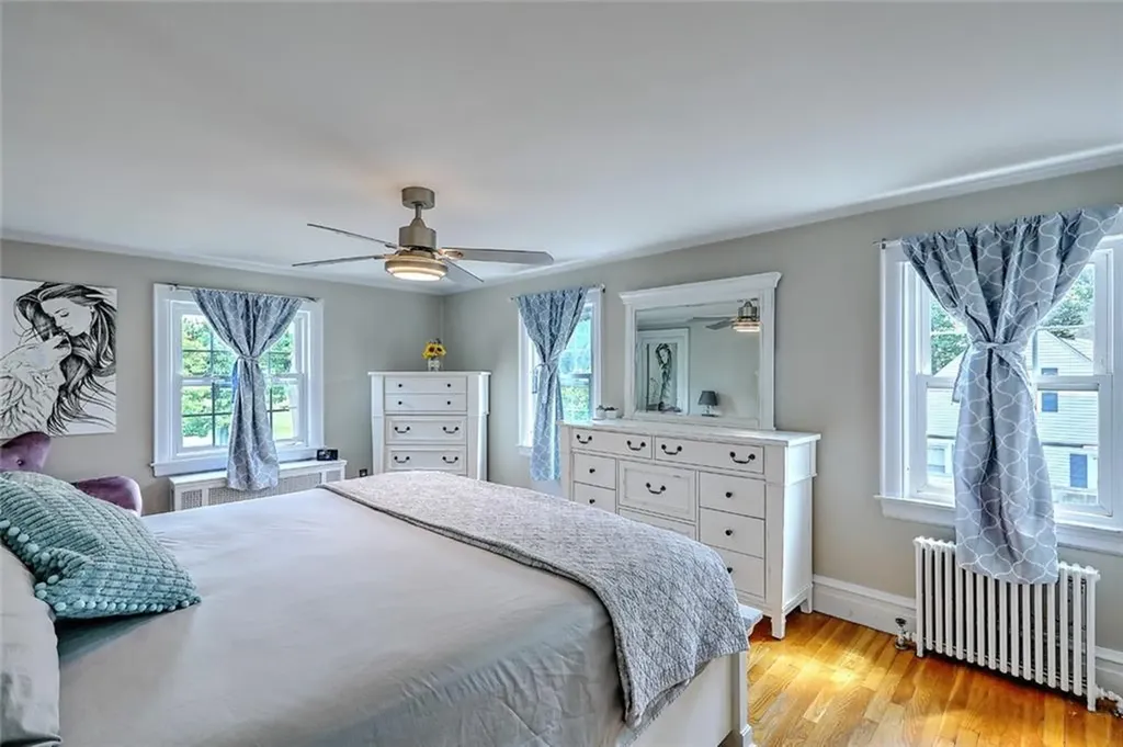 63 Hastings Avenue Pawtucket RI 02861