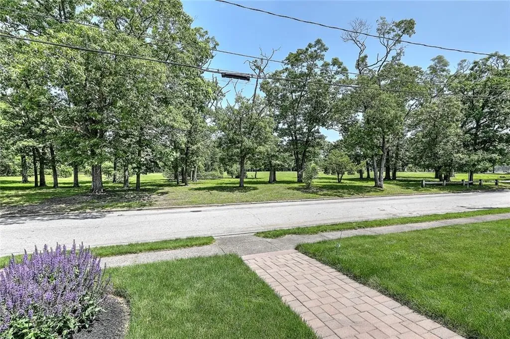 63 Hastings Avenue Pawtucket RI 02861