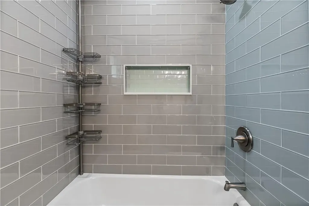 14 Wilson Road Middletown RI 02842
