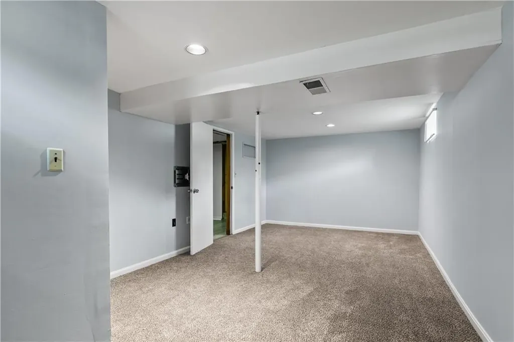 14 Wilson Road Middletown RI 02842