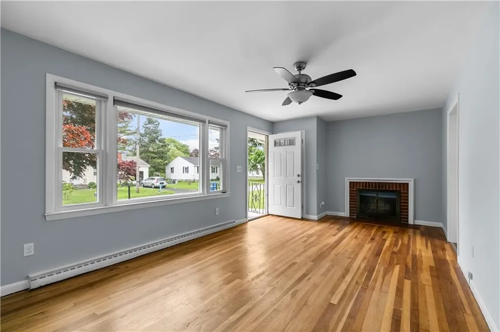 14 Wilson Road Middletown RI 02842