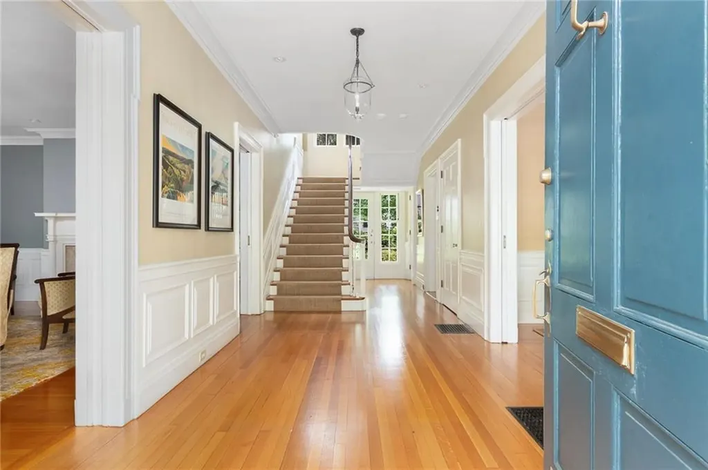 252 Bowen Street Providence RI 02906