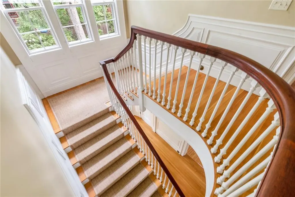 252 Bowen Street Providence RI 02906
