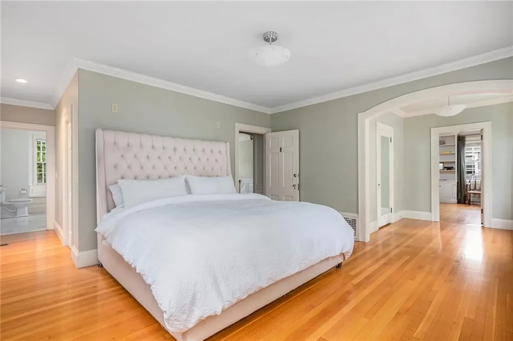 252 Bowen Street Providence RI 02906