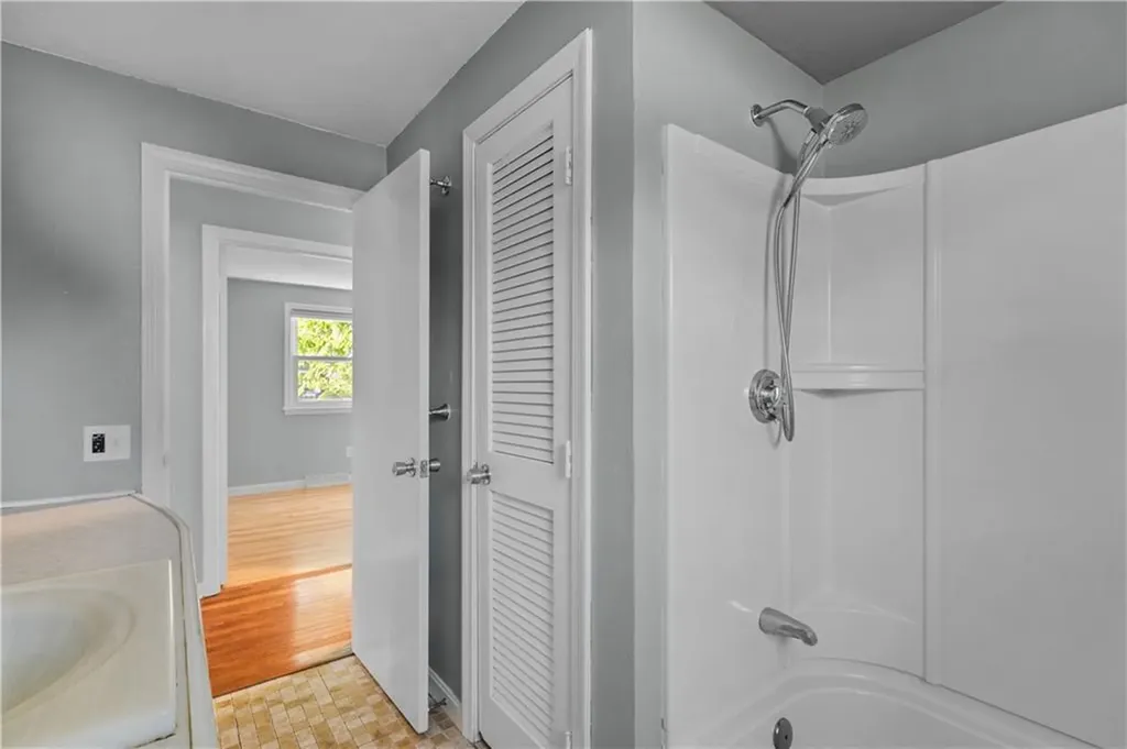 30 Steamboat Street Jamestown RI 02835