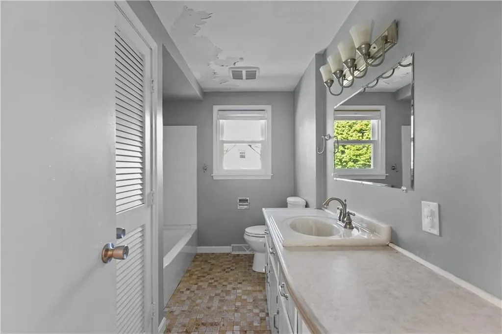 30 Steamboat Street Jamestown RI 02835