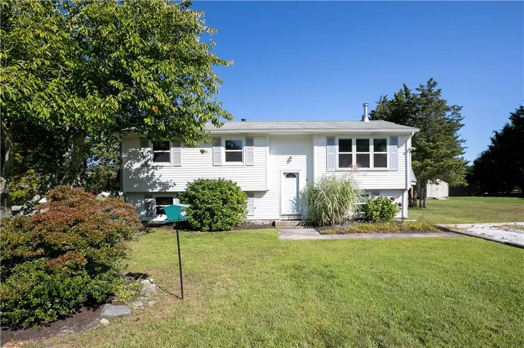 30 Steamboat Street Jamestown RI 02835