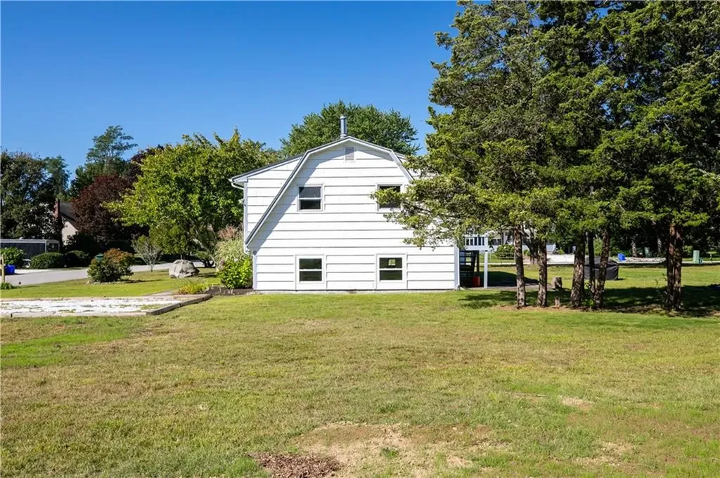 30 Steamboat Street Jamestown RI 02835