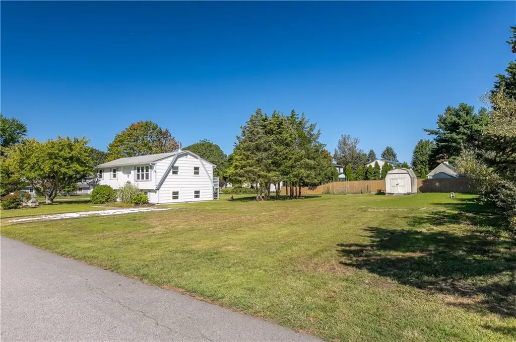 30 Steamboat Street Jamestown RI 02835