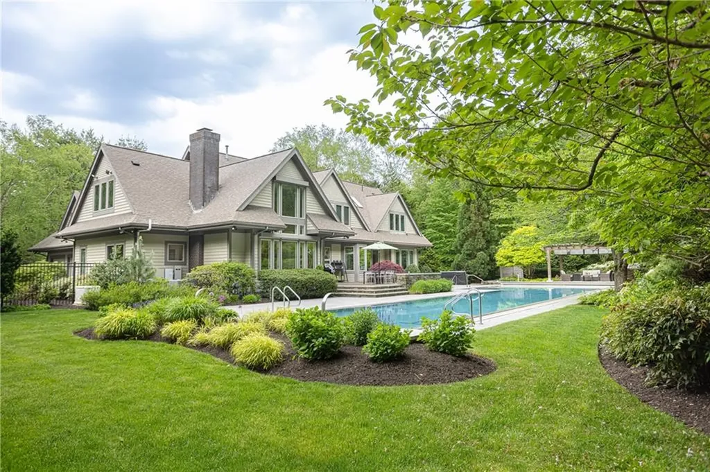 70 Pheasant Drive East Greenwich RI 02818