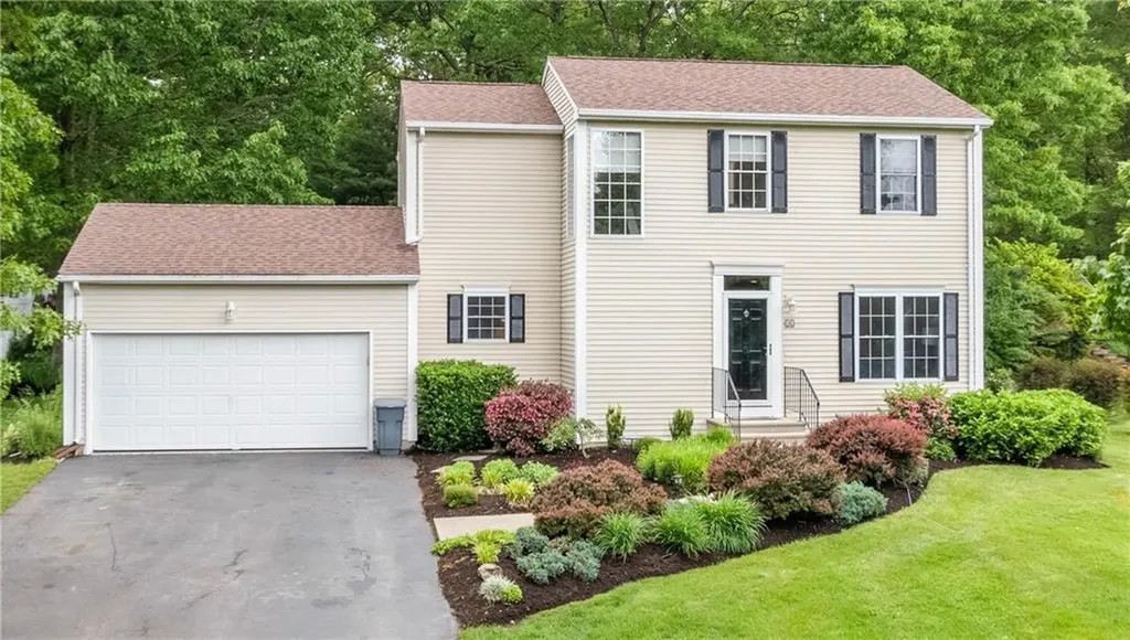 32 Cobblestone Terrace Coventry RI 02816