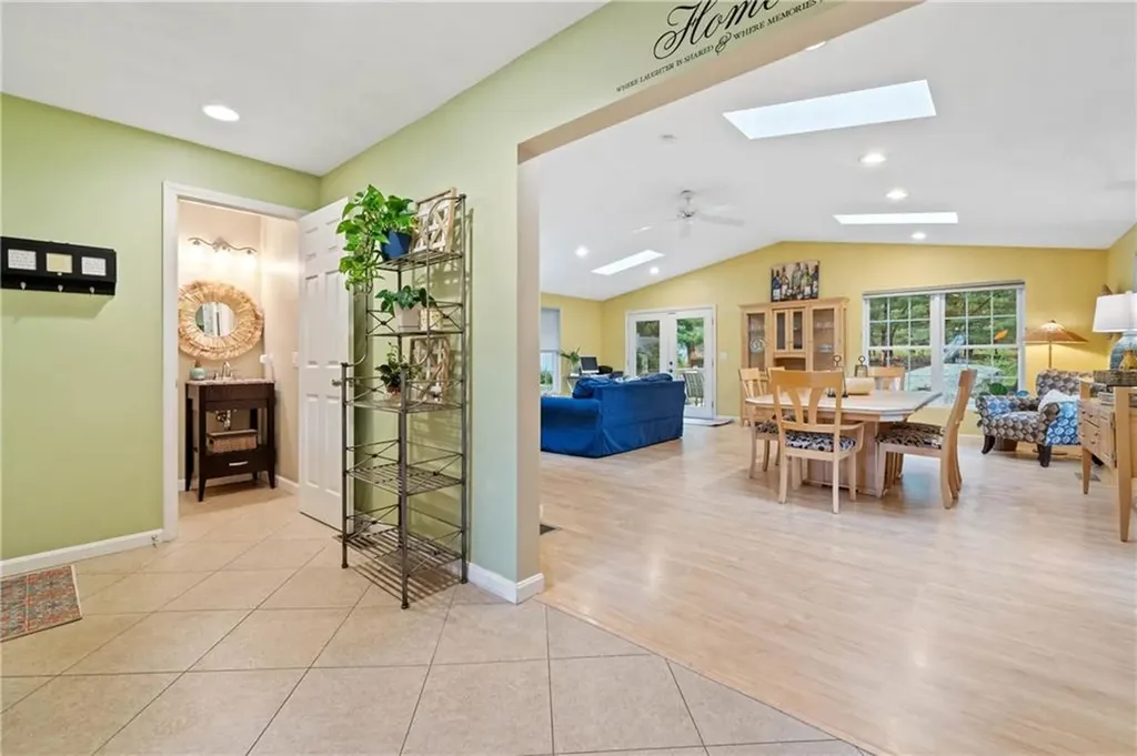 32 Cobblestone Terrace Coventry RI 02816