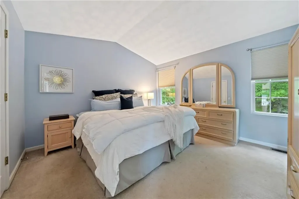 32 Cobblestone Terrace Coventry RI 02816