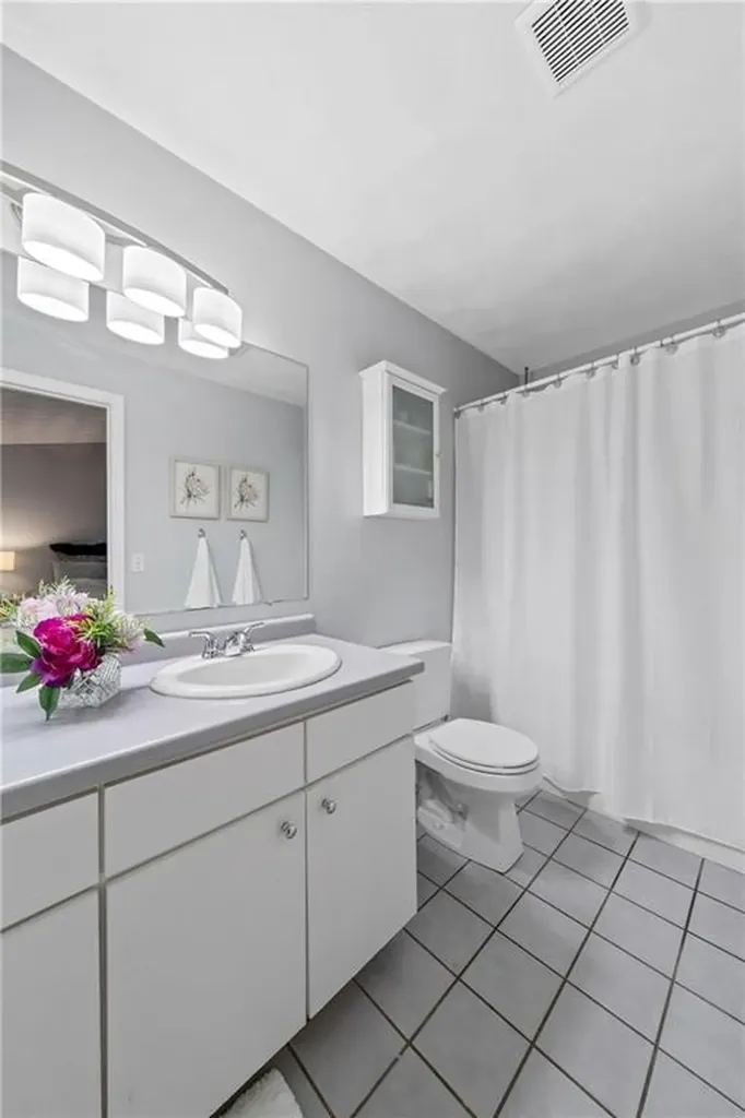 32 Cobblestone Terrace Coventry RI 02816