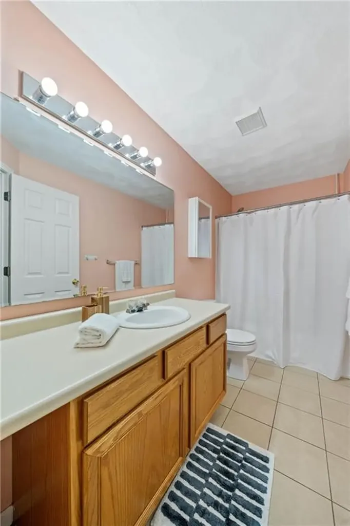32 Cobblestone Terrace Coventry RI 02816