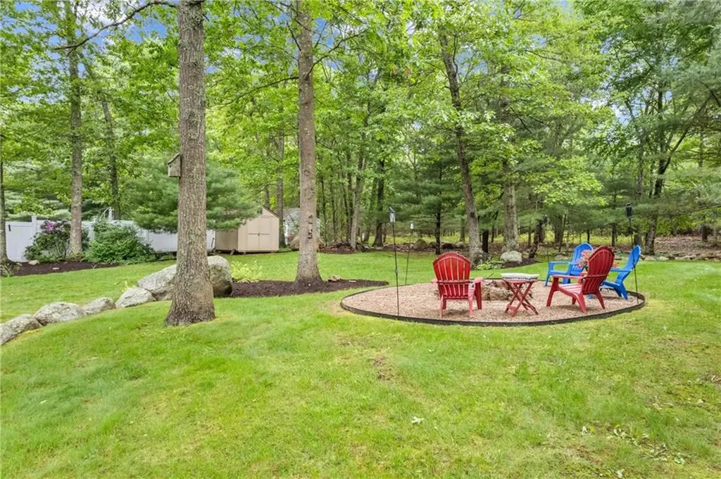 32 Cobblestone Terrace Coventry RI 02816