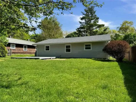 4 Abbey Lane Foster RI 02825