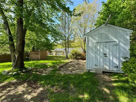 4 Abbey Lane Foster RI 02825