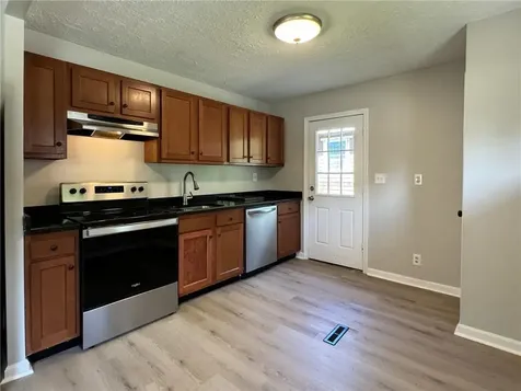 4 Abbey Lane Foster RI 02825