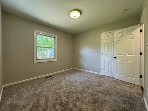 4 Abbey Lane Foster RI 02825