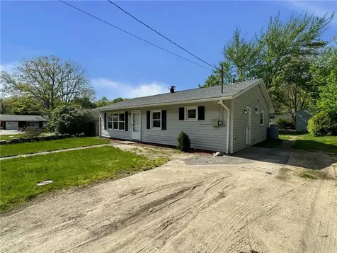 4 Abbey Lane Foster RI 02825