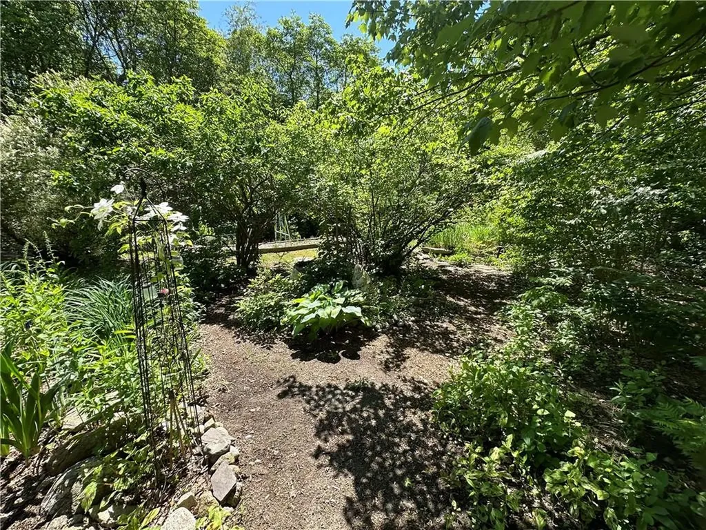 140 North Road Hopkinton RI 02833