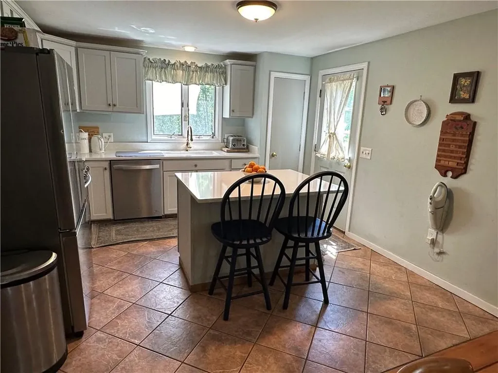 140 North Road Hopkinton RI 02833