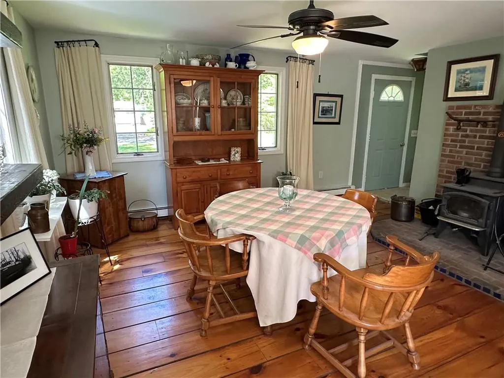 140 North Road Hopkinton RI 02833