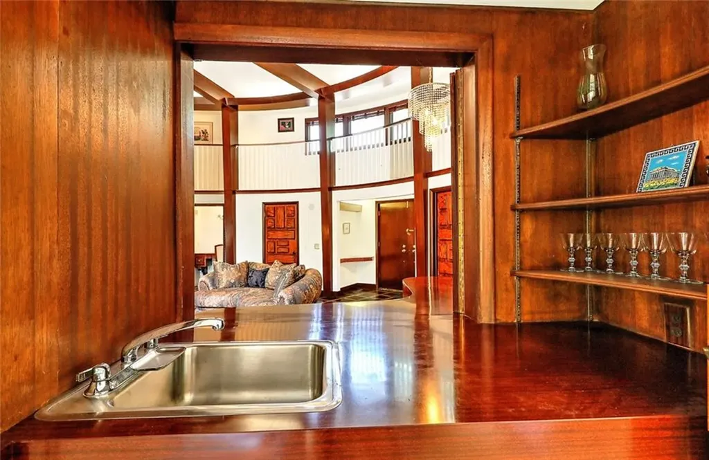 33 Intervale Road Providence RI 02906