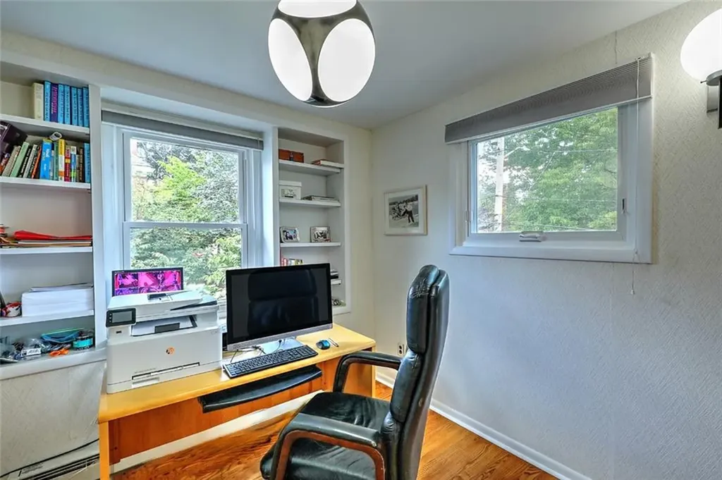 33 Intervale Road Providence RI 02906