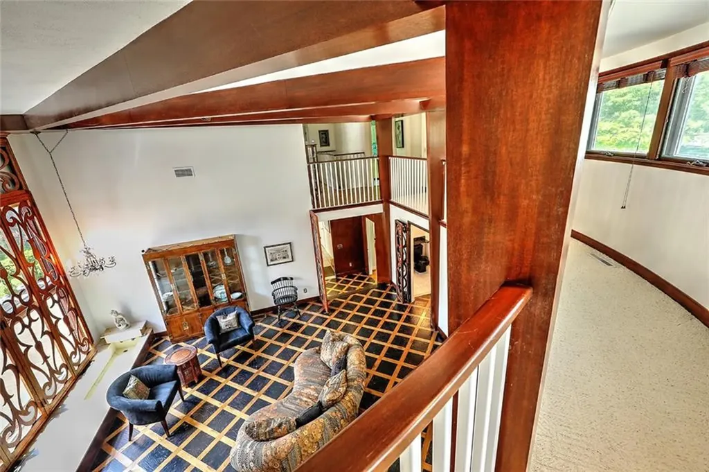 33 Intervale Road Providence RI 02906