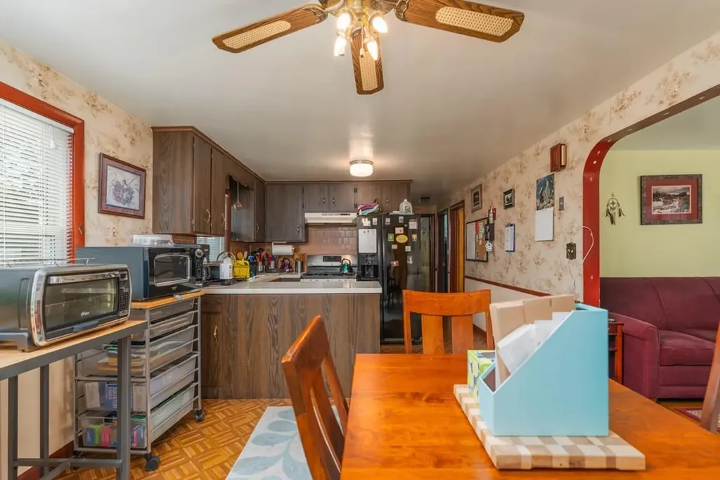 8 Scenic View Drive Smithfield RI 02917
