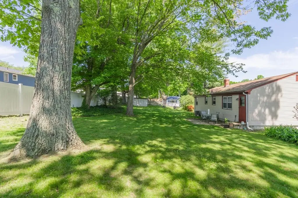 8 Scenic View Drive Smithfield RI 02917