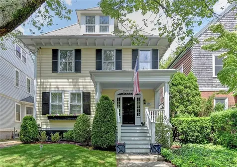 82 Keene Street Providence RI 02906