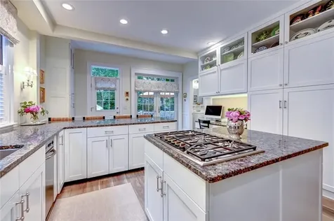 82 Keene Street Providence RI 02906