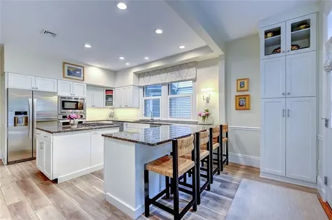 82 Keene Street Providence RI 02906