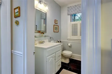 82 Keene Street Providence RI 02906