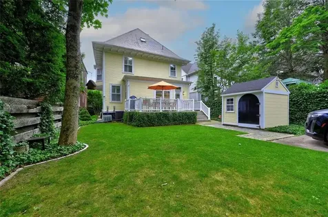 82 Keene Street Providence RI 02906