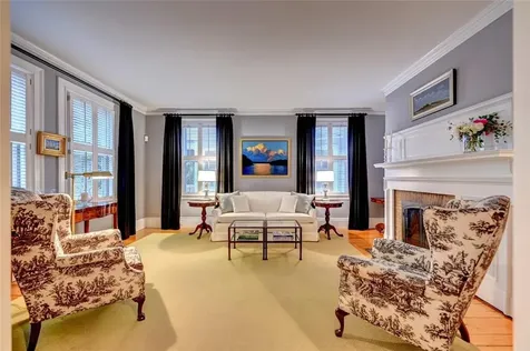 82 Keene Street Providence RI 02906