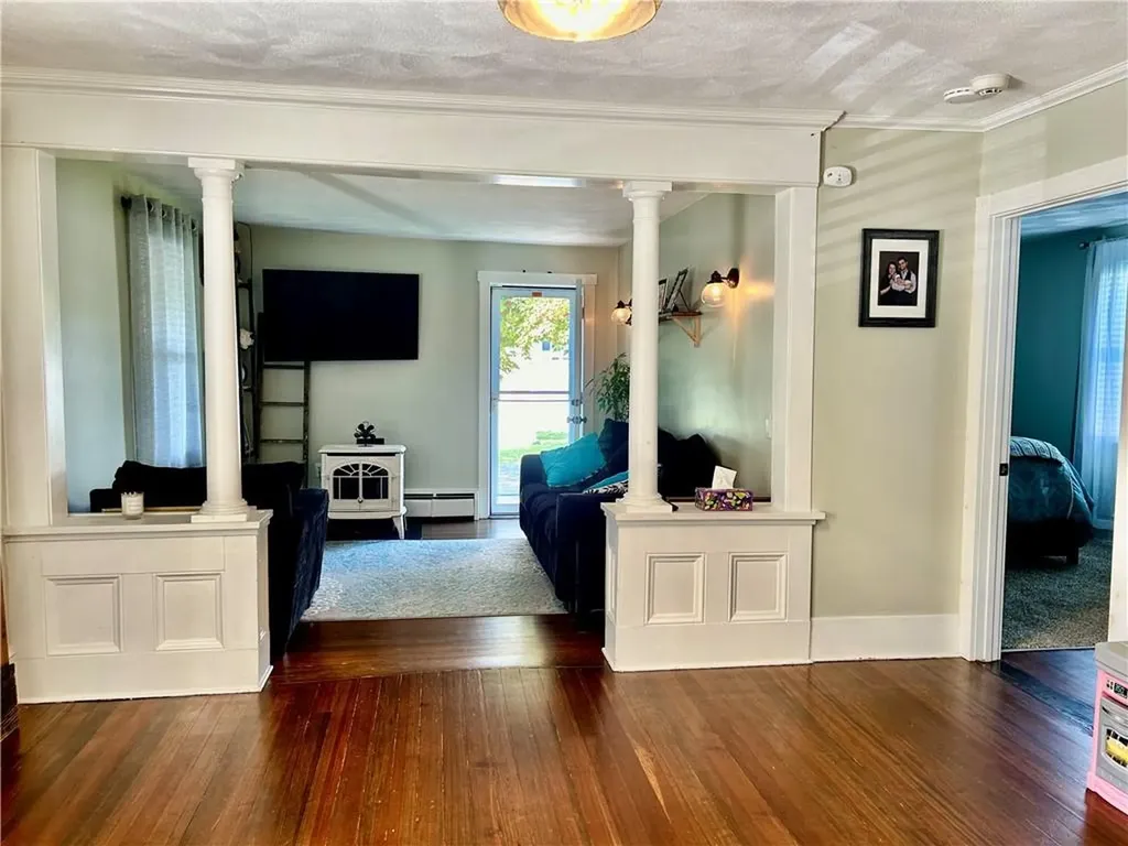 268 Olney Arnold Road Cranston RI 02921