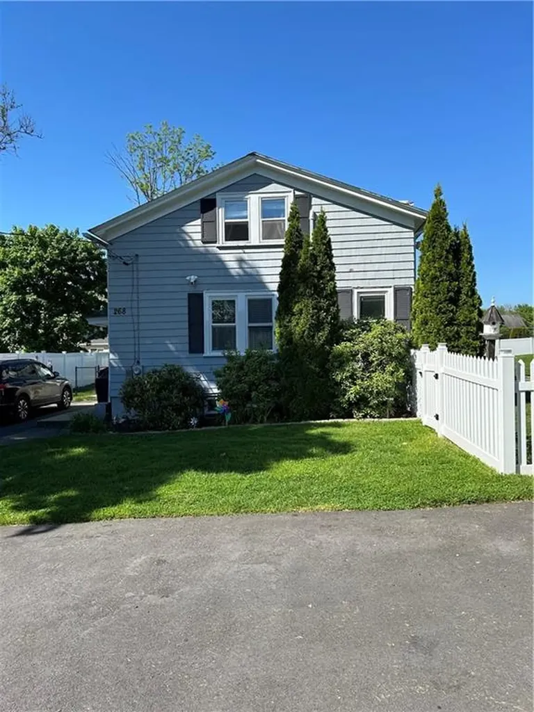 268 Olney Arnold Road Cranston RI 02921