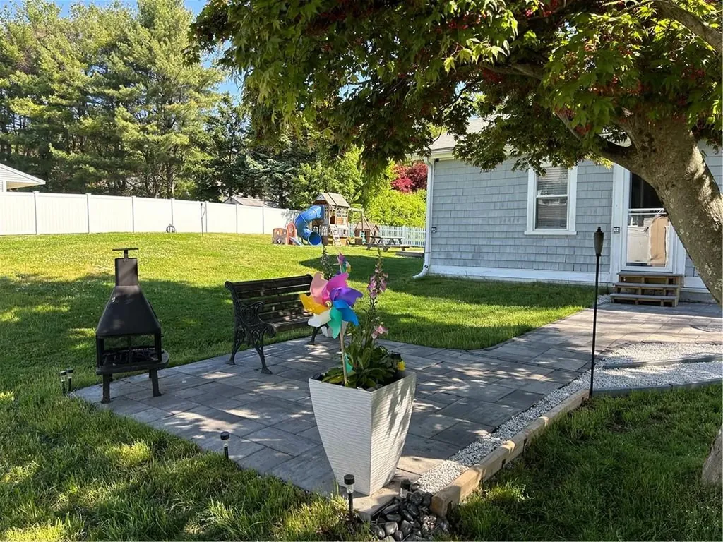 268 Olney Arnold Road Cranston RI 02921