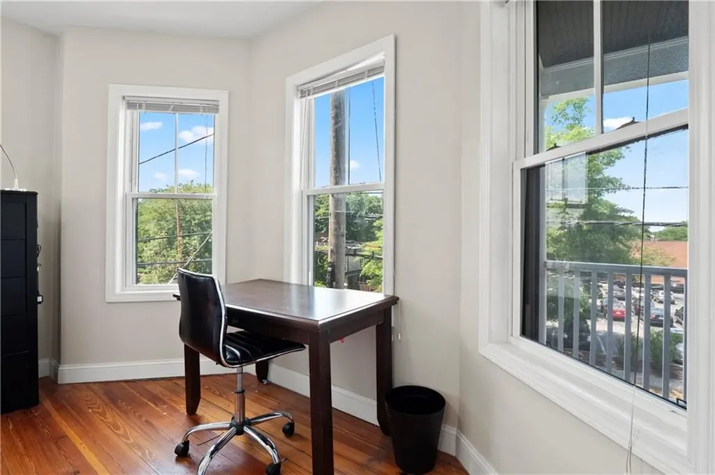 71 Olney Street Providence RI 02906